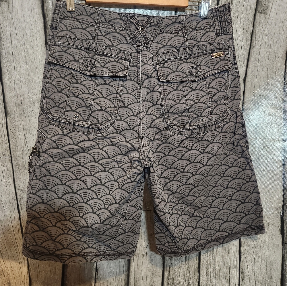 Volcom Gray Patterned Shorts - Picture 3 of 6
